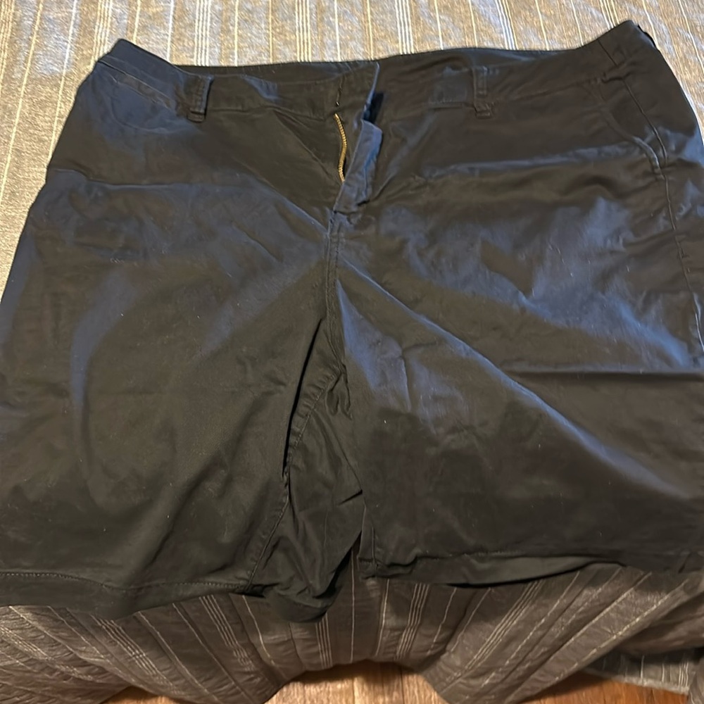 Women’s plus size Bermuda shorts